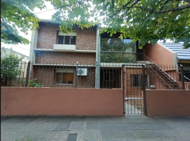 Las Heras 1500