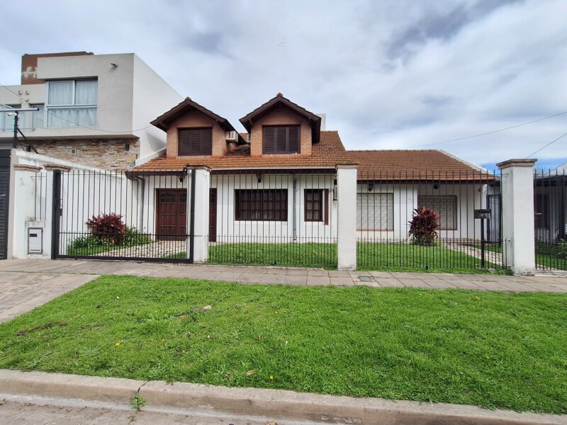 Maria Luisa Ross 800 Ituzaingo